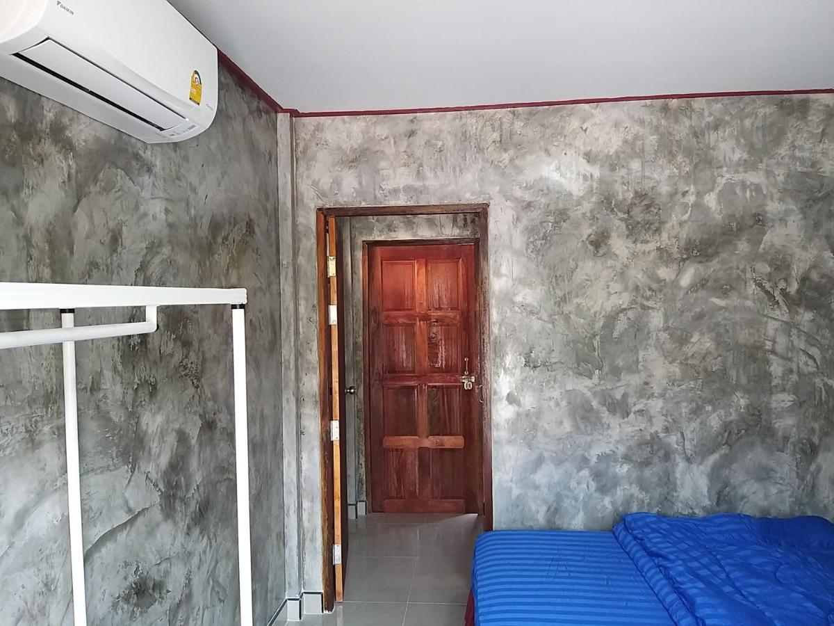 บ้านทะเลอิ่มเอม Bann Talay Im Eimm بان فيه المظهر الخارجي الصورة