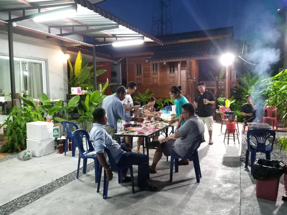 บ้านทะเลอิ่มเอม Bann Talay Im Eimm بان فيه المظهر الخارجي الصورة