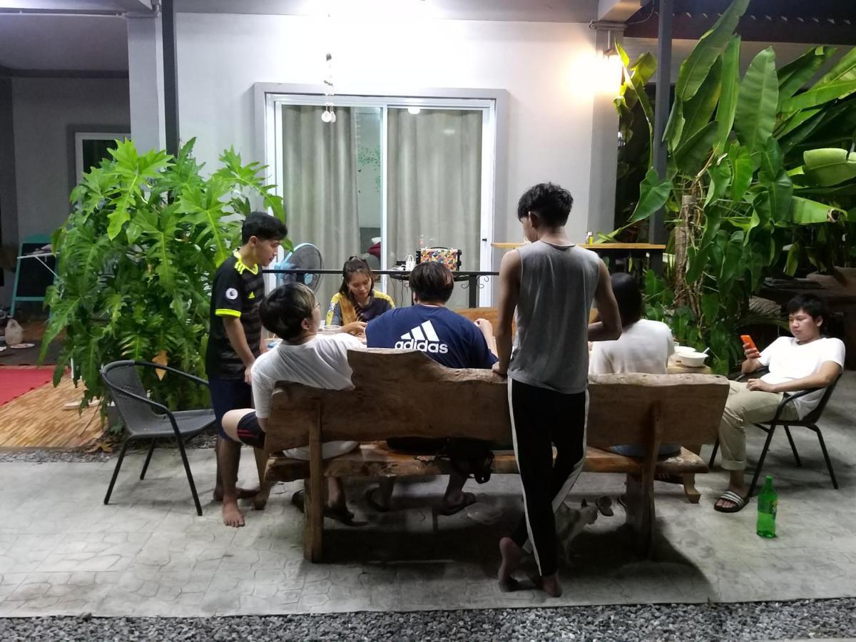 บ้านทะเลอิ่มเอม Bann Talay Im Eimm بان فيه المظهر الخارجي الصورة